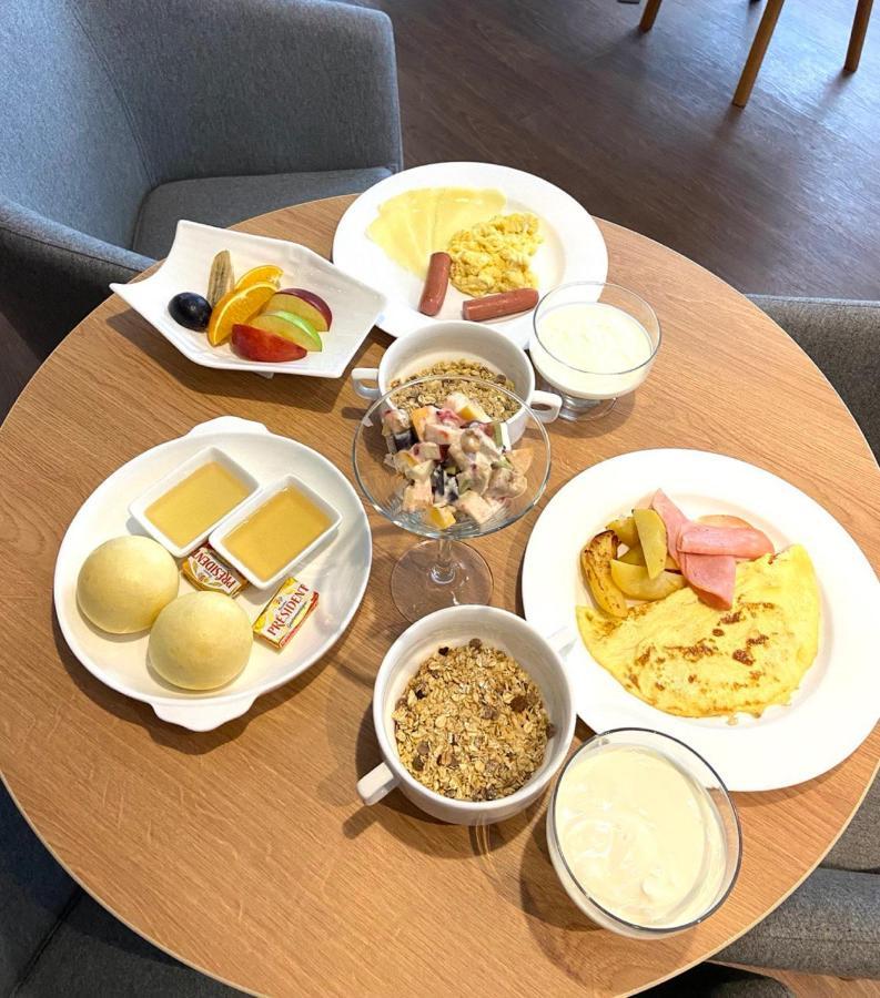 Holiday Inn Express - Almaty By Ihg Екстериор снимка