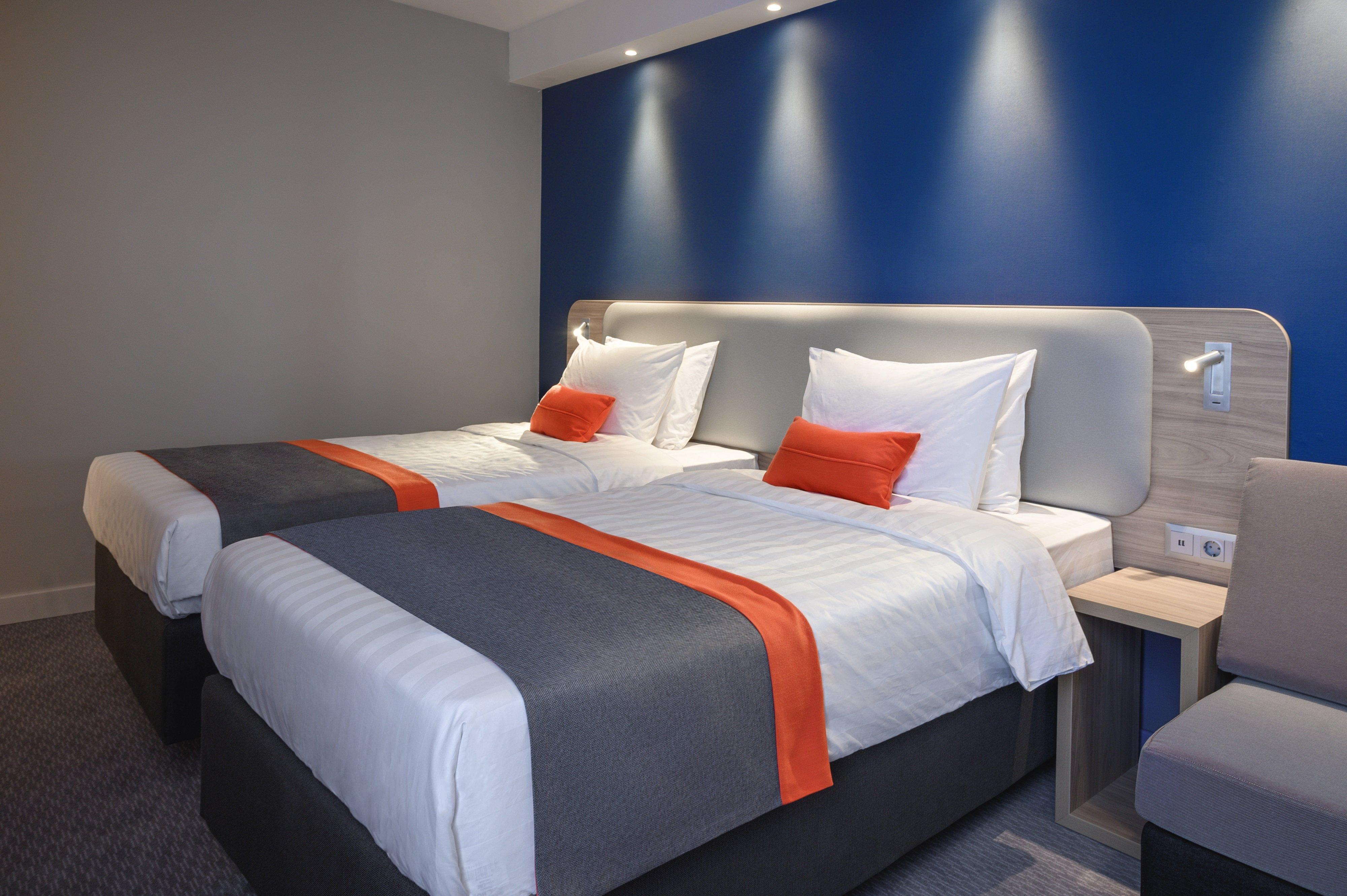 Holiday Inn Express - Almaty By Ihg Екстериор снимка