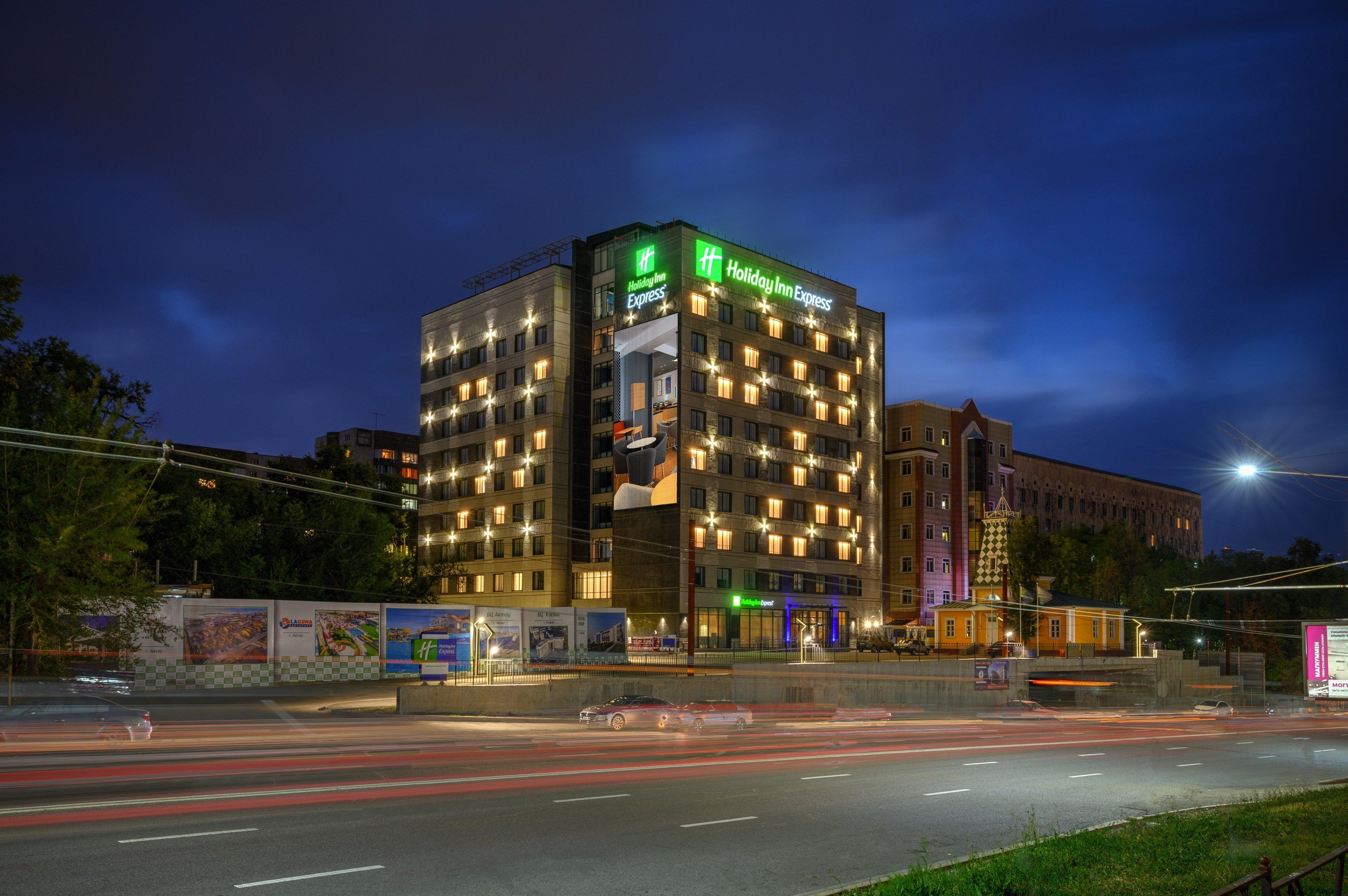 Holiday Inn Express - Almaty By Ihg Екстериор снимка